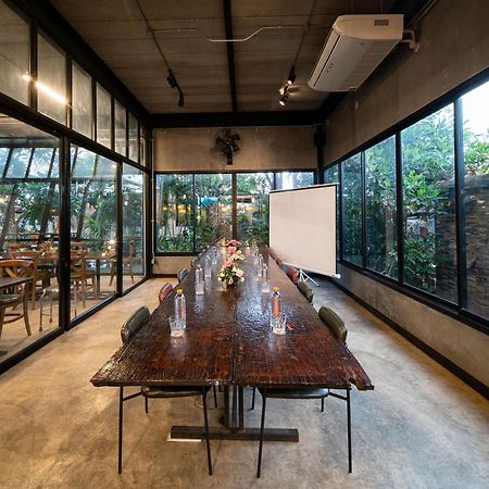 Crystal Resort Korat Nakhon Ratchasima Ngoại thất bức ảnh