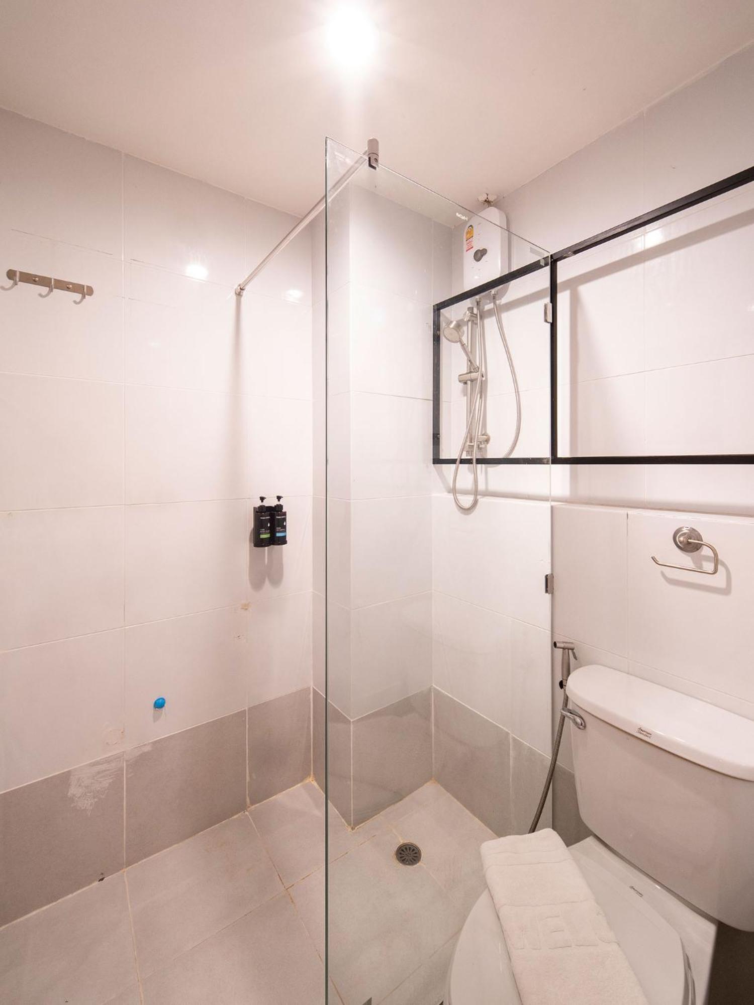 Crystal Resort Korat Nakhon Ratchasima Ngoại thất bức ảnh