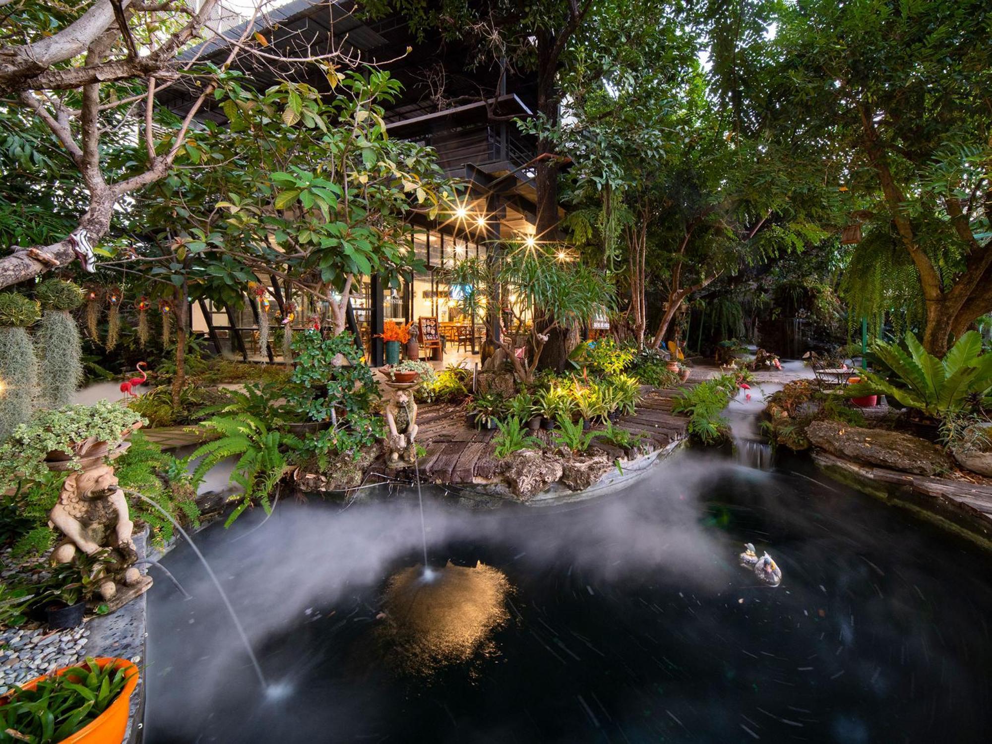 Crystal Resort Korat Nakhon Ratchasima Ngoại thất bức ảnh